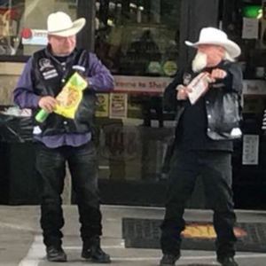 Meet your Posher, Charlies